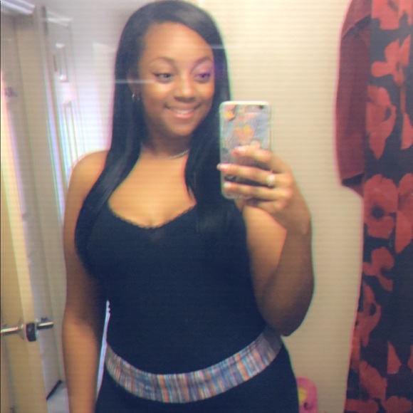 Hey beautiful 💙Welcome to my Boutique! 💙 - Picture 3 of 16